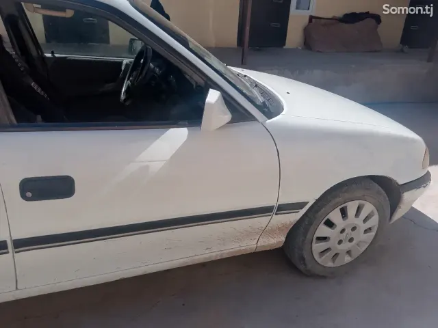 Opel Astra F 1993 · 1.6 MT