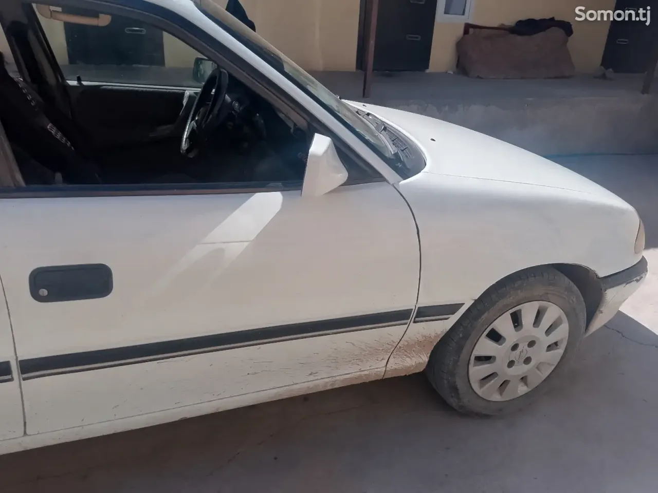 Opel Astra F 1993 · 1.6 MT