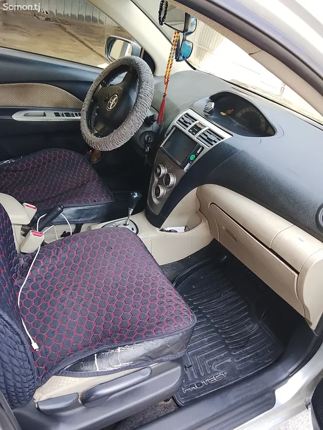 Toyota Belta 2008 · 1.3 AT