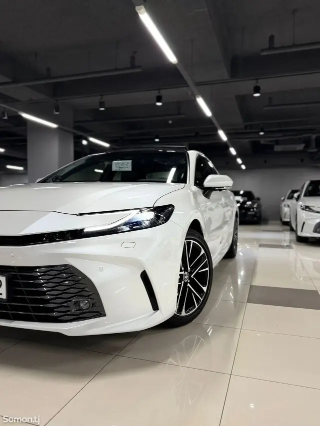 Toyota Camry 2026 · 2.5 AT