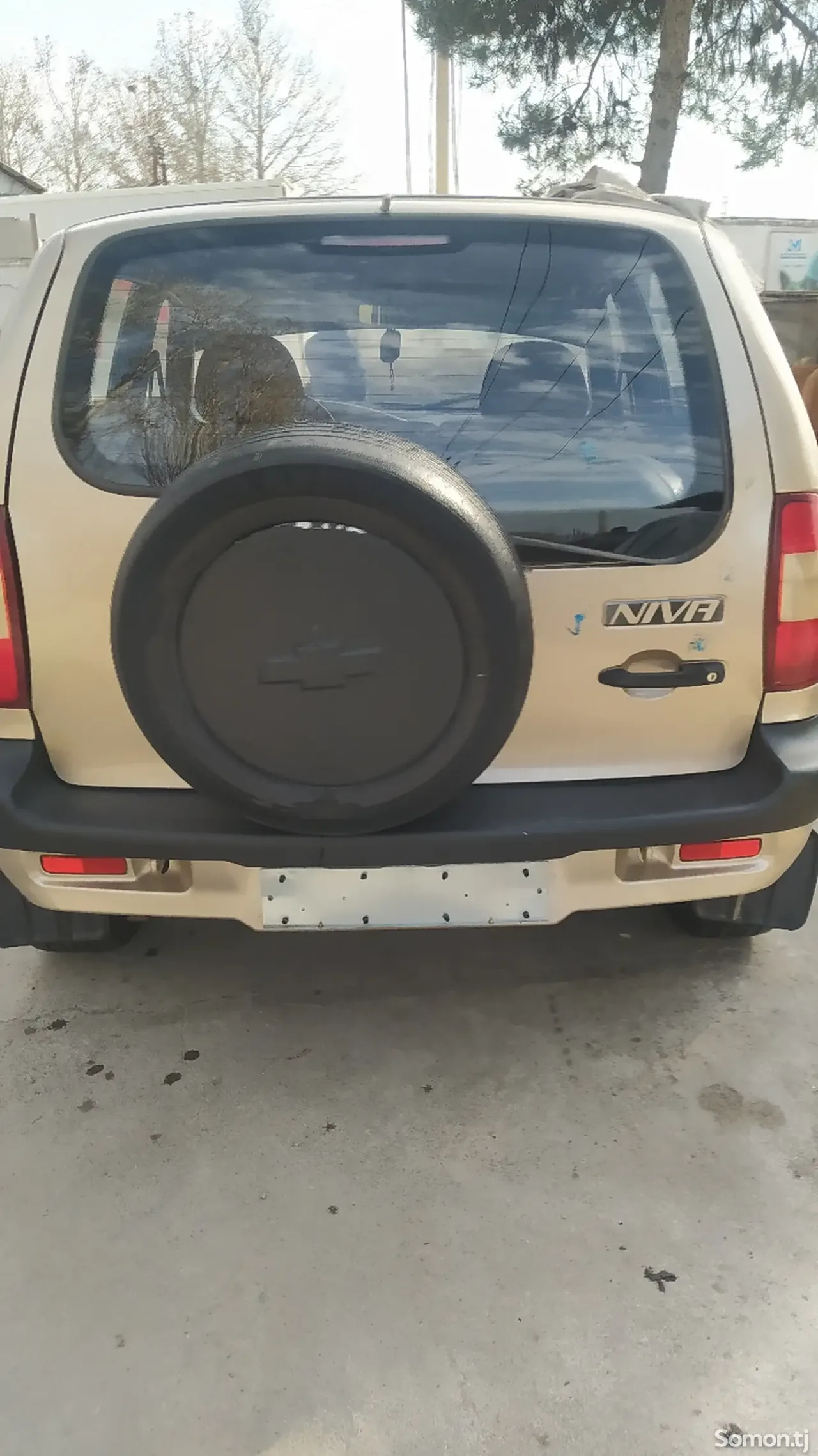 Chevrolet Niva 2005 · 1.8 MT