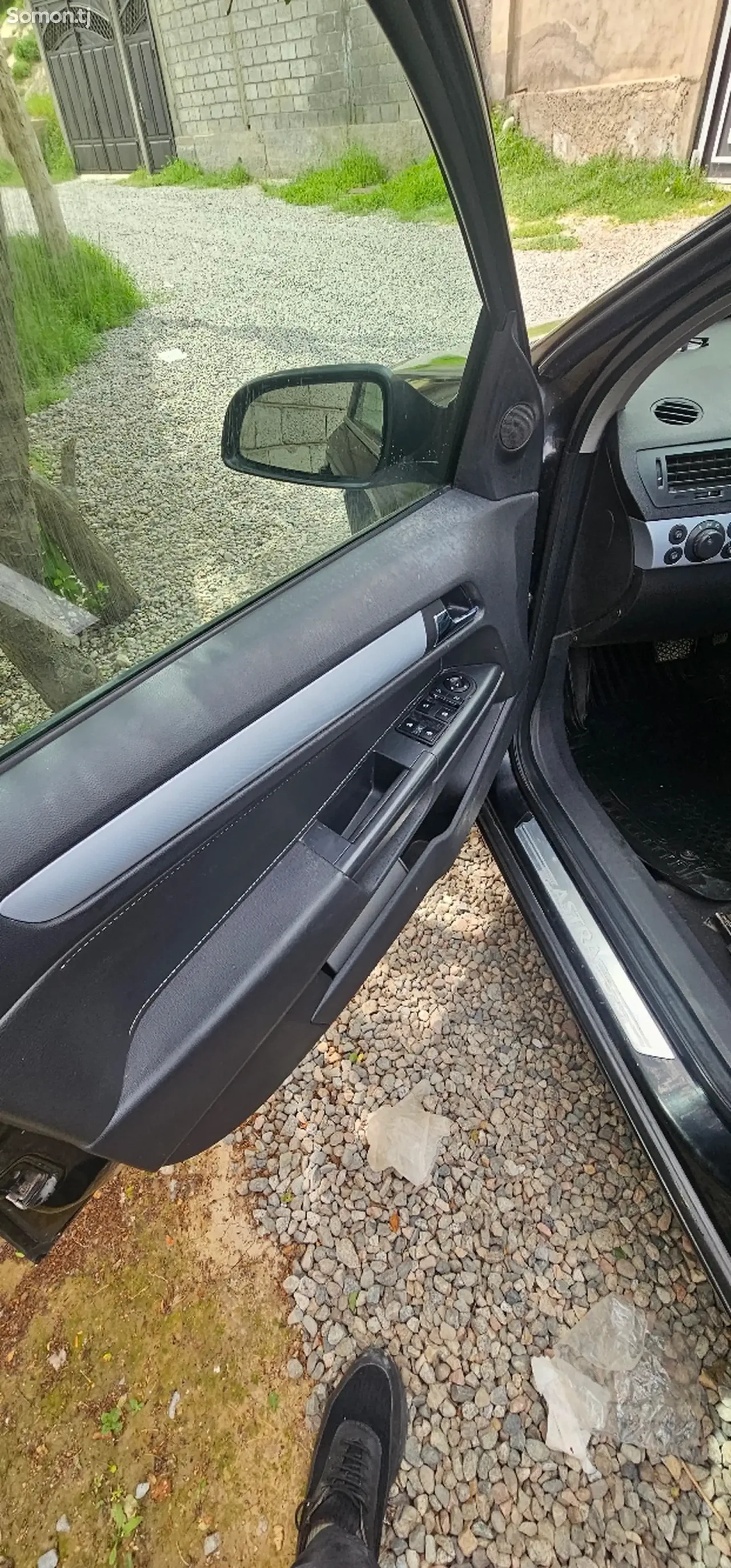 Opel Astra H 2006 · 1.8 AT