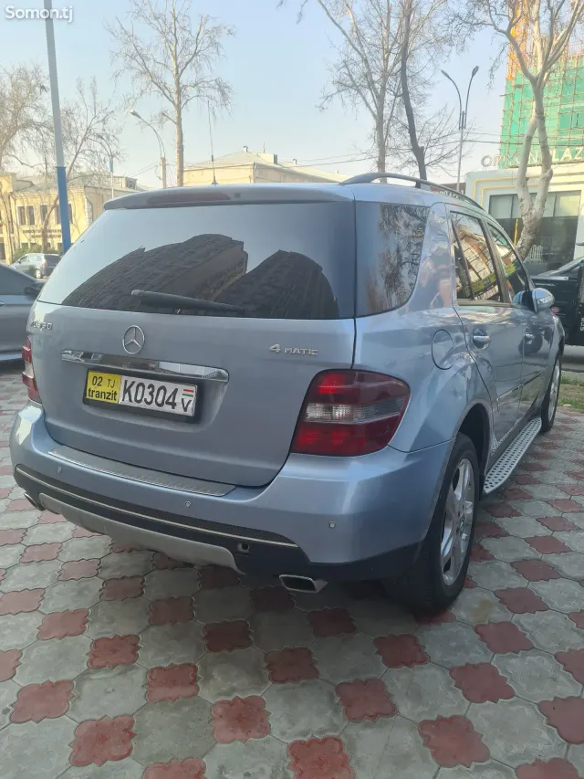 Mercedes-Benz ML class 2006 · 3.5 AT