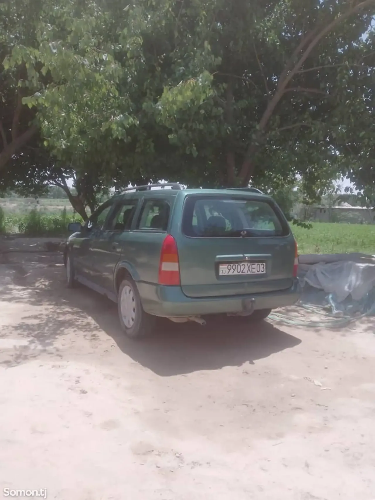 Opel Astra J 1998 · 1.6 MT
