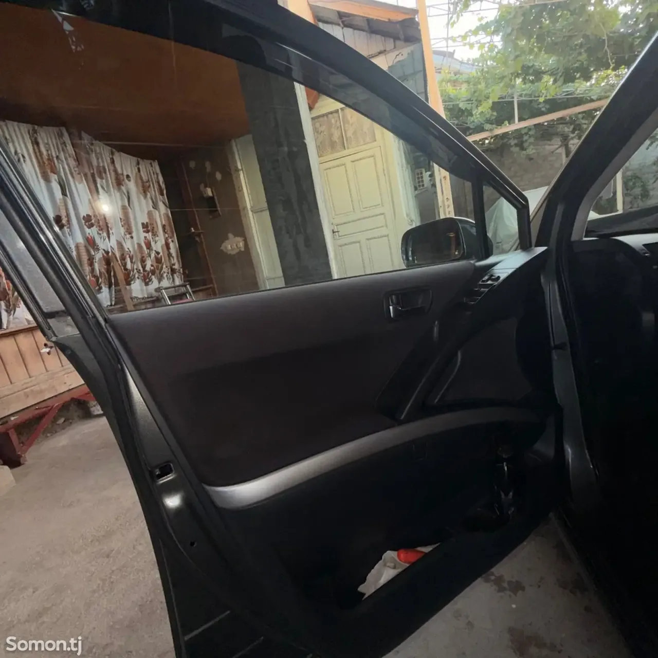 Toyota Verso 2006 · 1.8 MT