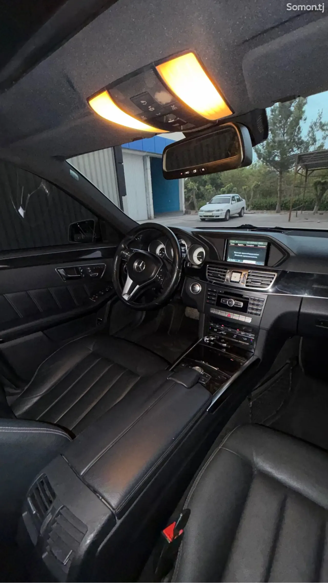 Mercedes-Benz E class 2015 · 2.2 AT