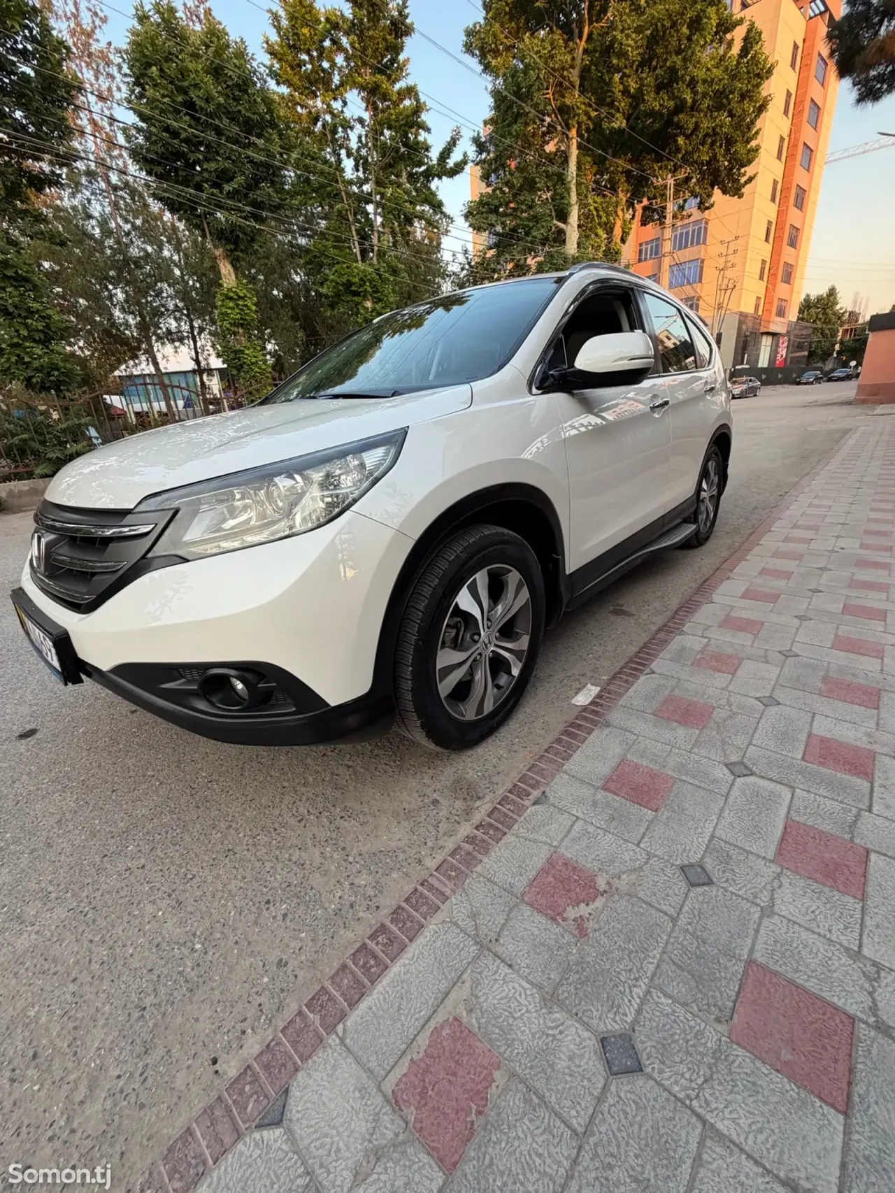 Honda CR-V 2013 · 2.4 AT