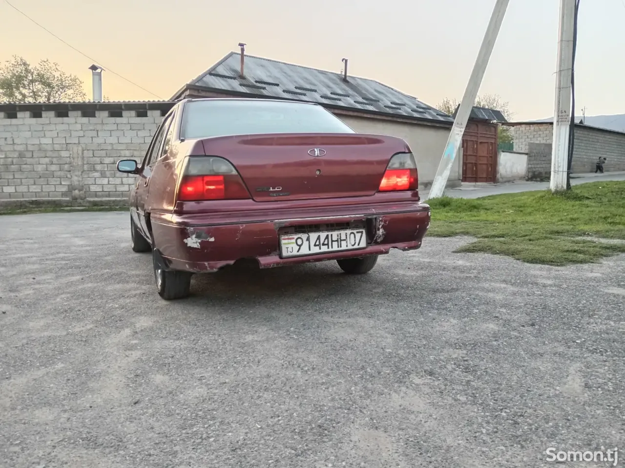 Daewoo Nexia 1995 · 1.6 MT