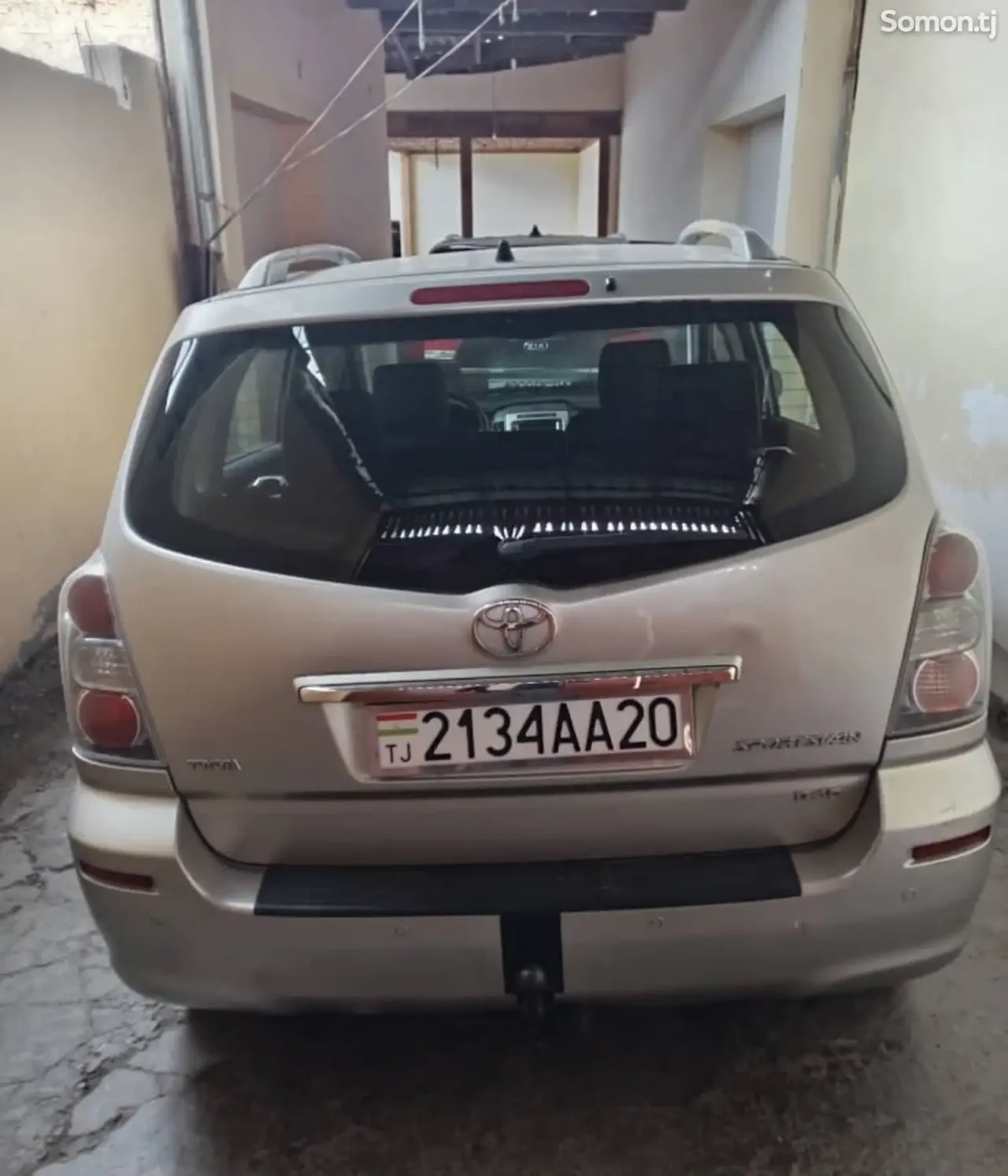 Toyota Corolla Verso 2009 · 2.2 MT