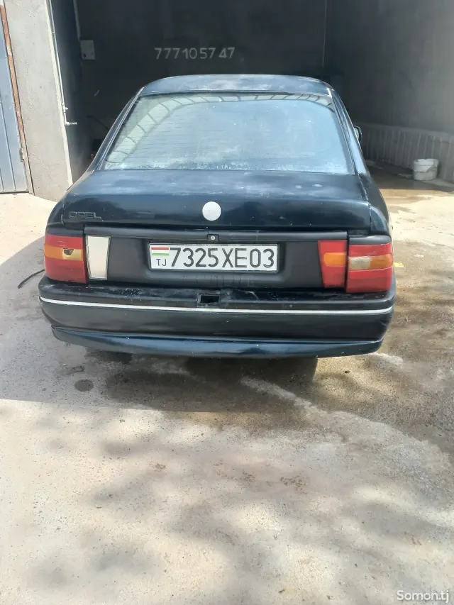 Opel Astra F 1995 · 1.6 MT