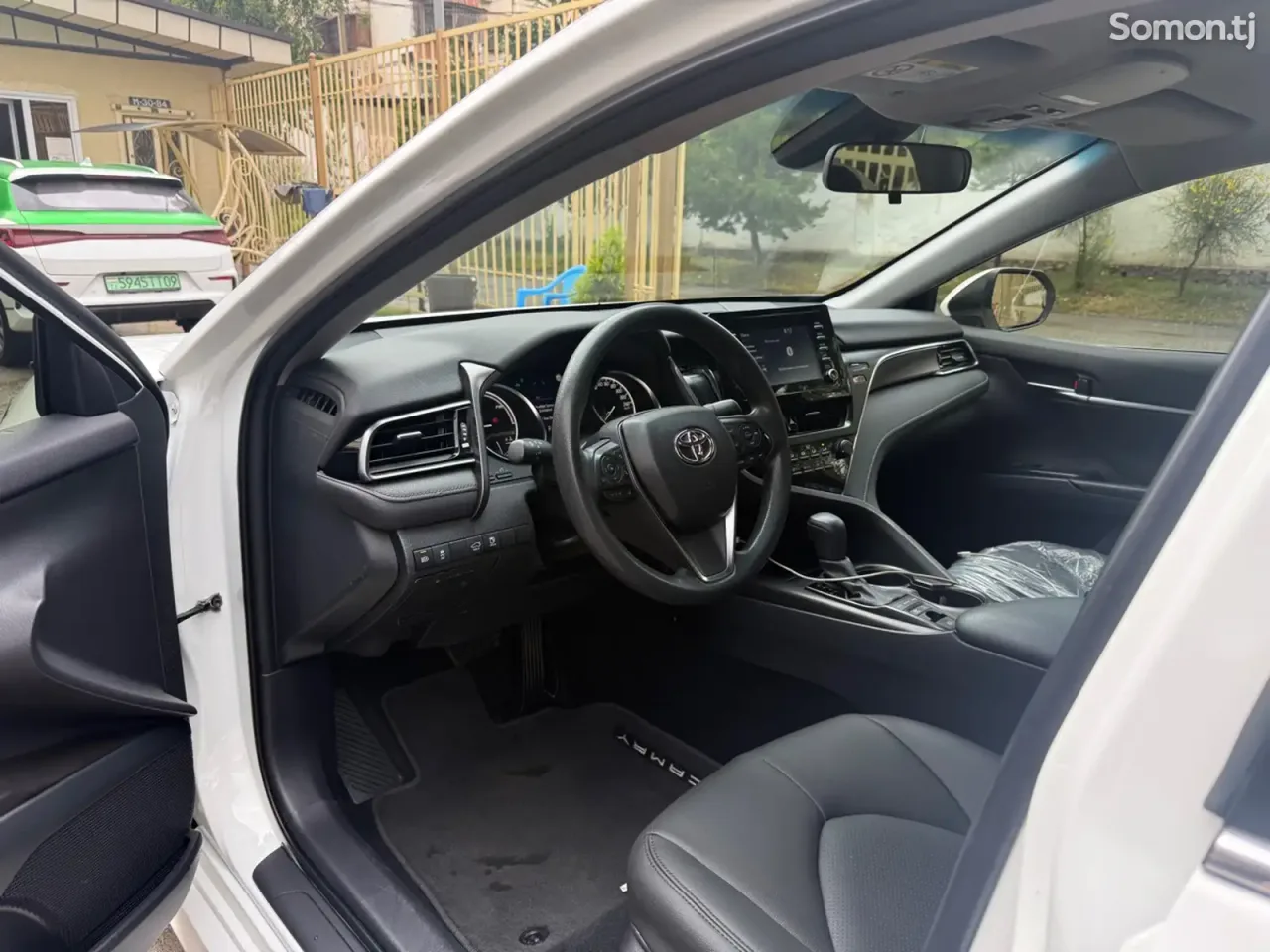 Toyota Camry 2022 · 2.5 AT