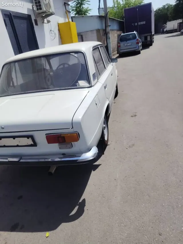 Lada (ВАЗ) 2101 1986 · 1.5 MT