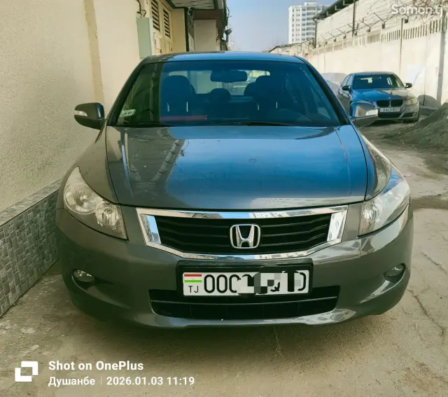 Honda Accord 2010 · 3.5 AT