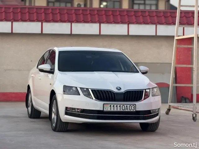 Skoda Octavia 2018 · 1.4 AT