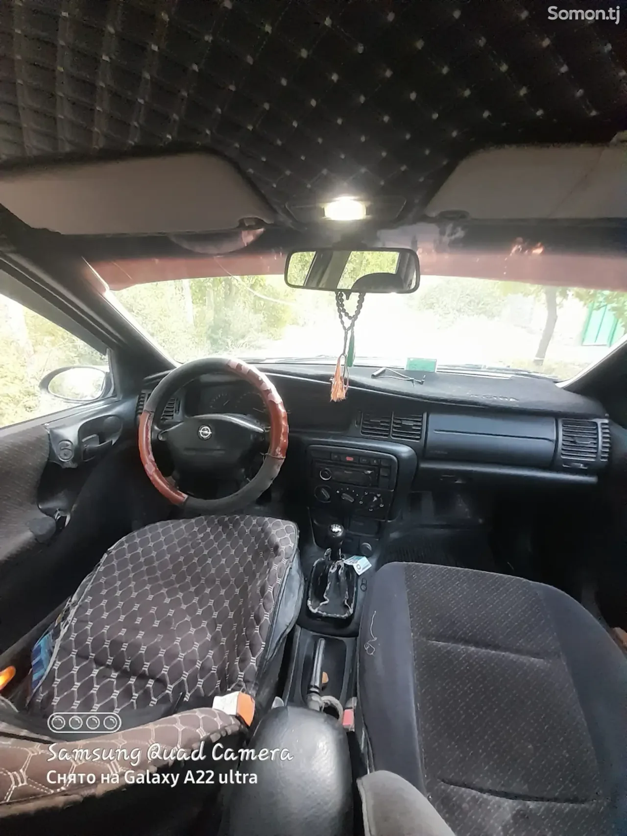 Opel Vectra B 1997 · 1.6 MT