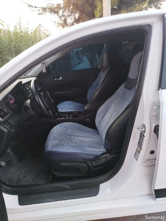 Kia Optima 2019 · 2.4 AT