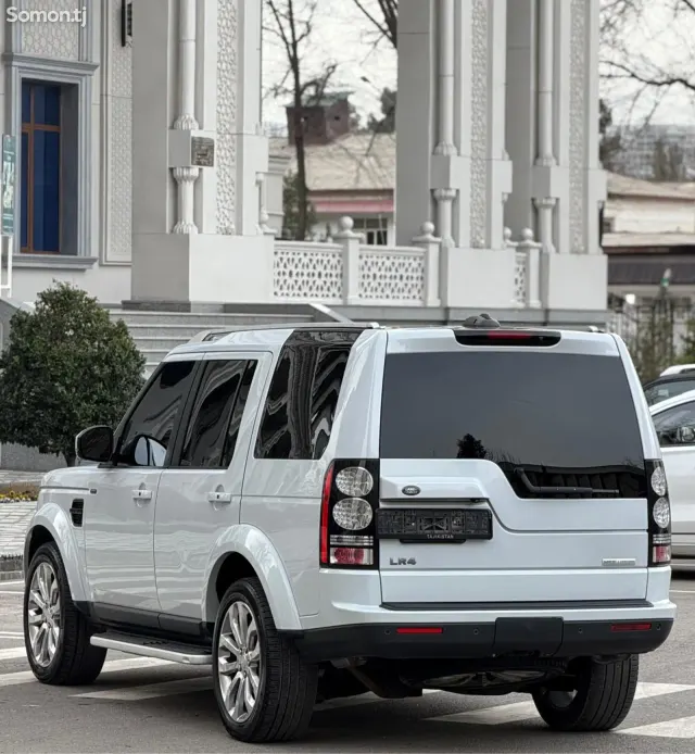 Land Rover Discovery 2015 · 3.0 AT