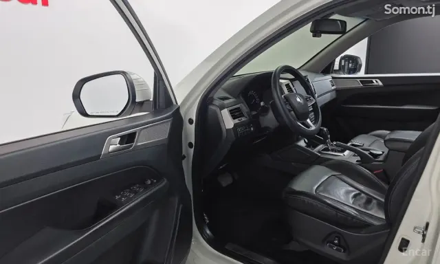 Ssang Yong Rexton 2018 · 2.2 AT