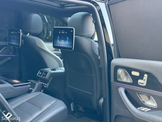 Mercedes-Benz GLS 2025 · 4.5 AT