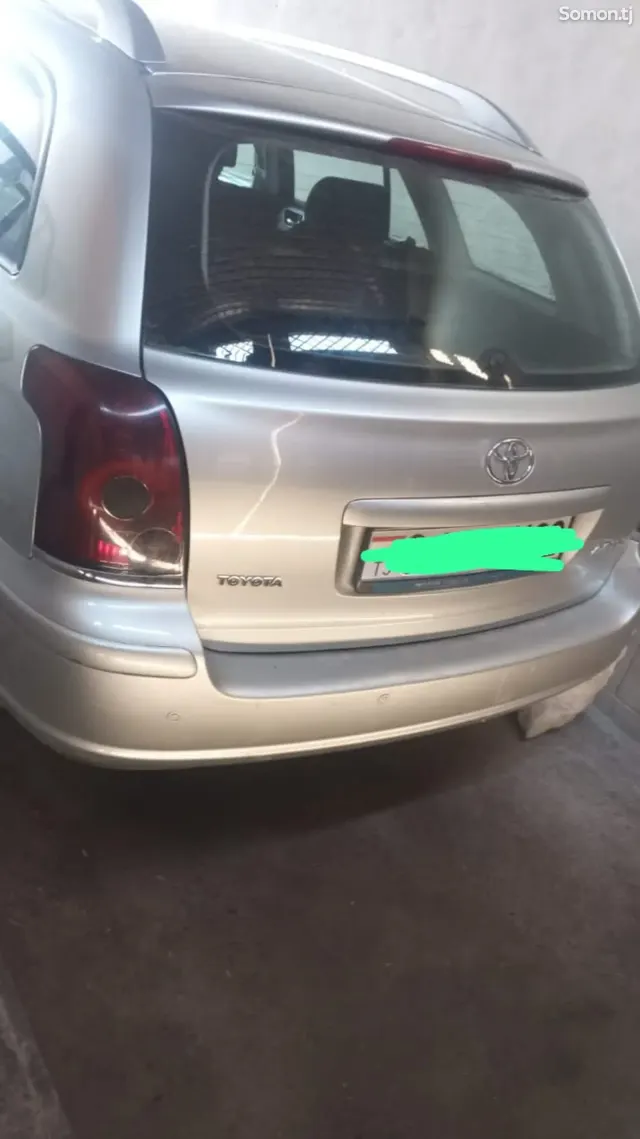 Toyota Avensis 2008 · 1.8 MT