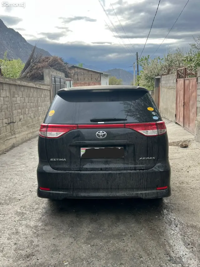 Toyota Estima 2009 · 2.4 AT