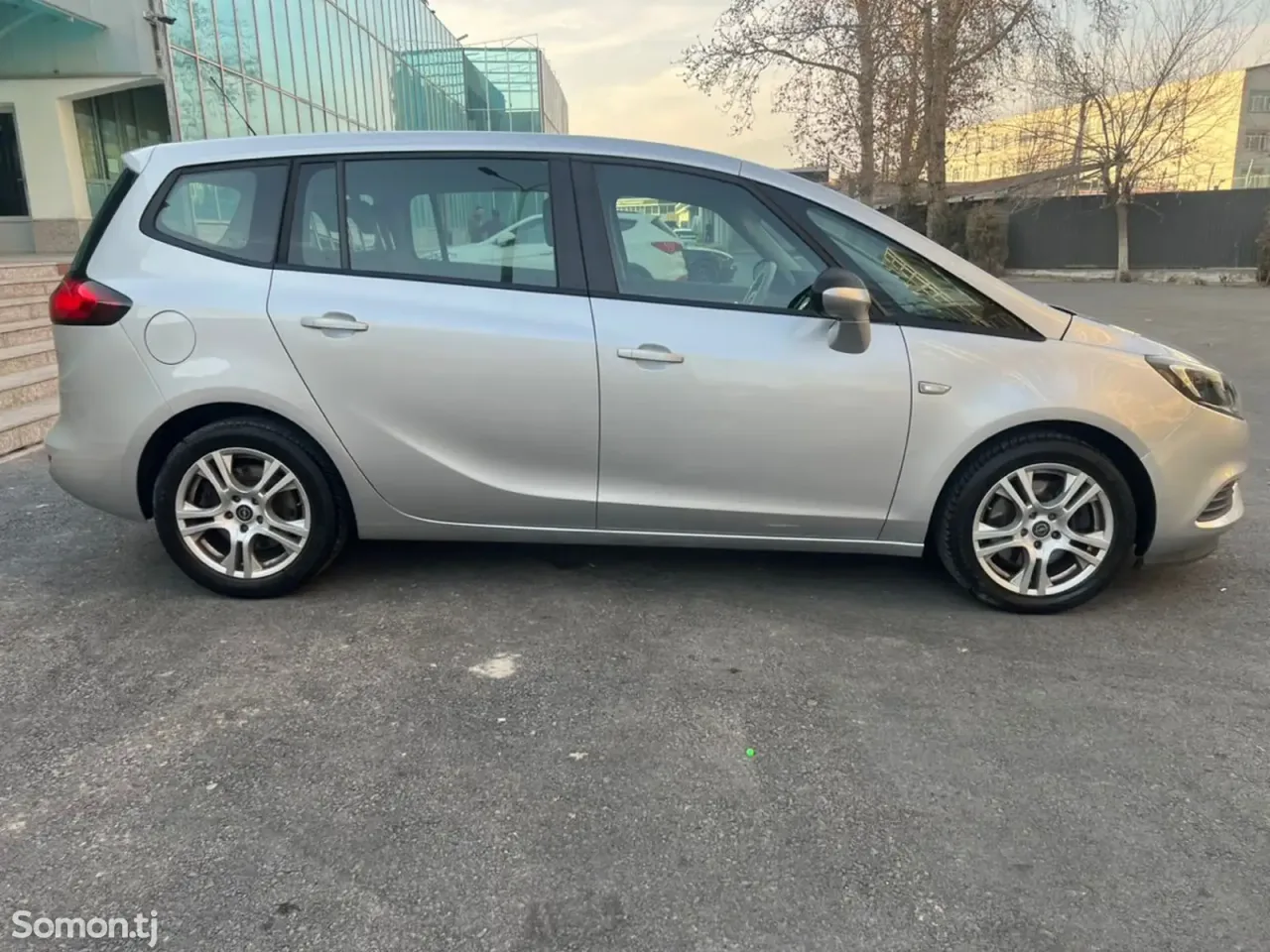 Opel Zafira 2017 · 2.0 AT