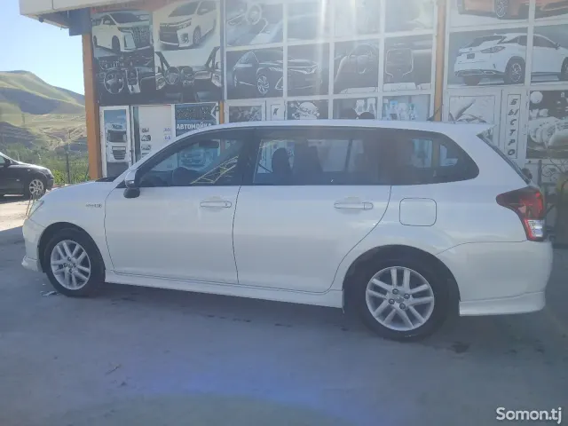 Toyota Fielder 2014 · 1.5 AT