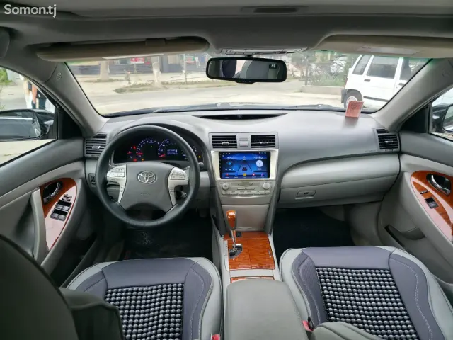 Toyota Camry 2010 · 3.5 AT