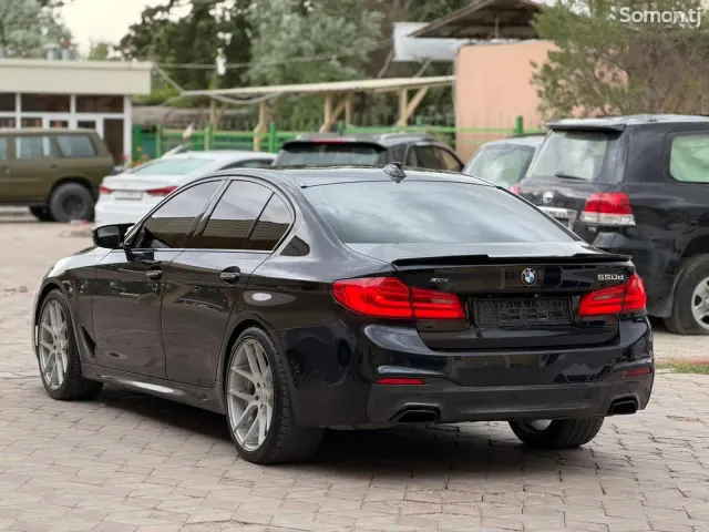 BMW M5 2017 · 2.0 AT
