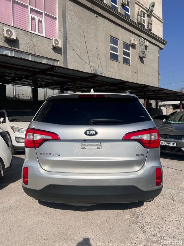 Kia Sorento 2014 · 2.2 AT