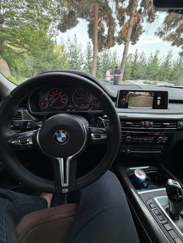 BMW X5 2016 · 3.0 AT
