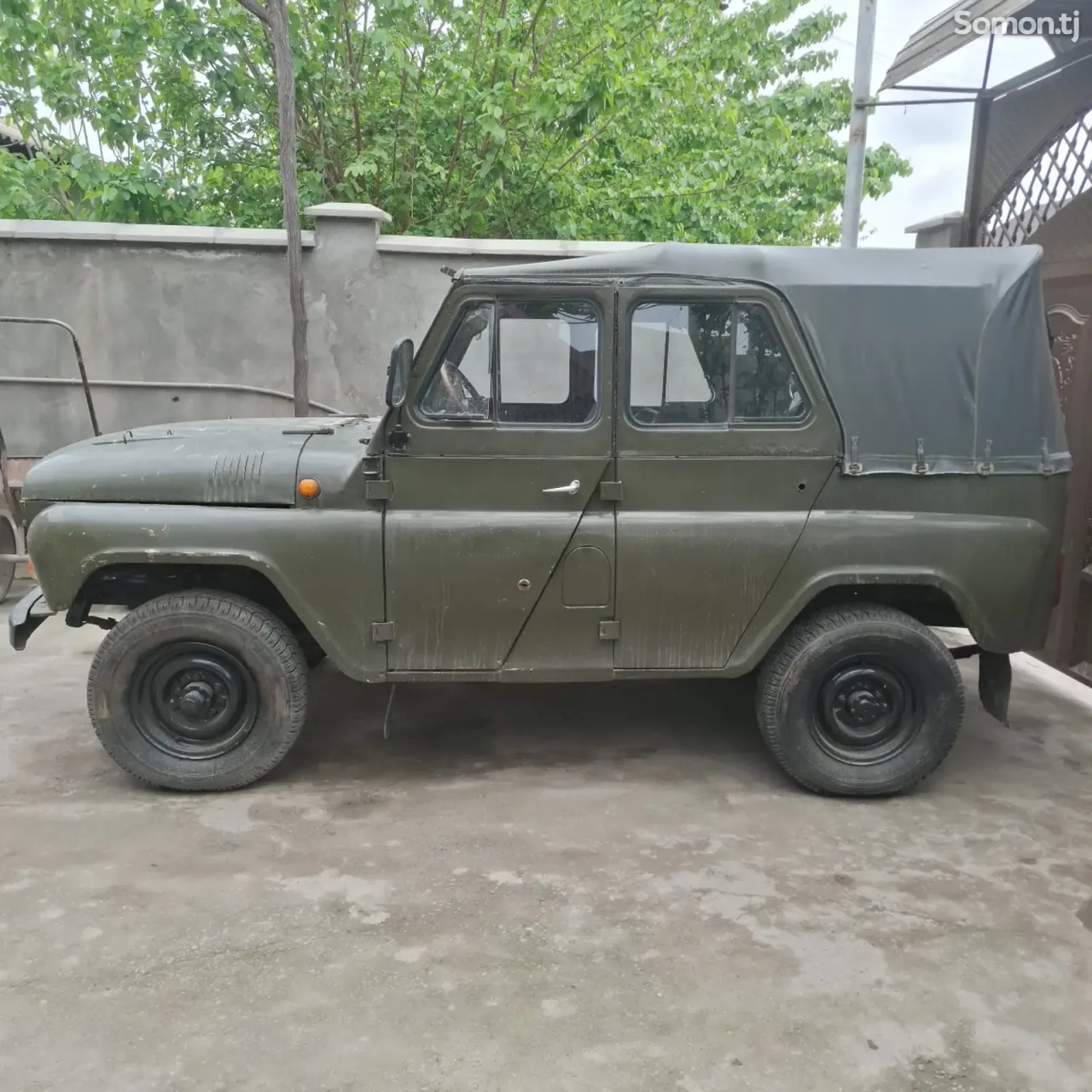 УАЗ 469 1982 · 1.9 MT