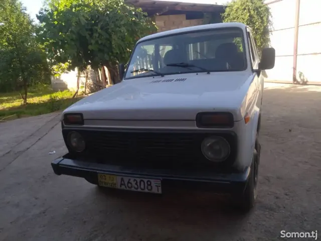 Lada (ВАЗ) Нива 2006 · 1.7 MT