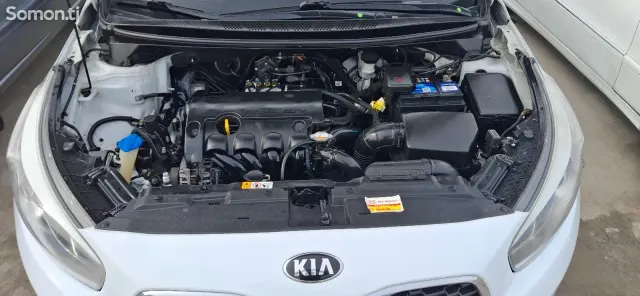 Kia Ceed 2014 · 1.6 MT