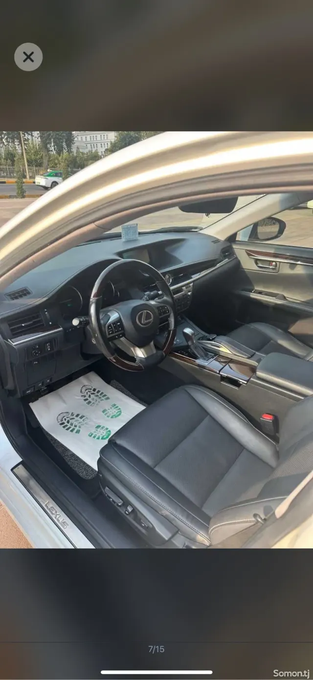 Lexus ES series 2016 · 3.0 AT