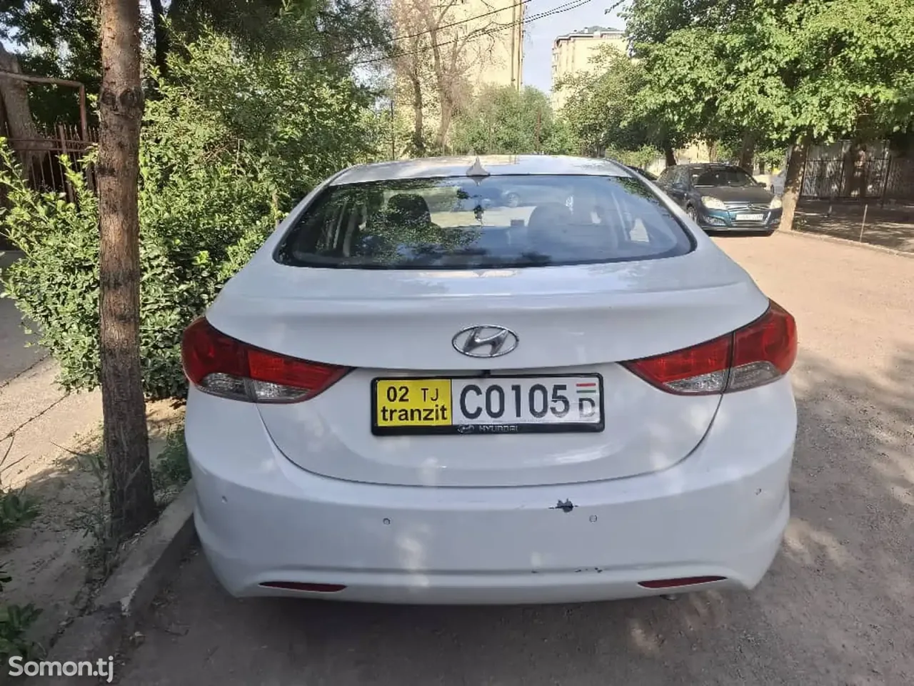 Hyundai Avante 2012 · 1.6 AT
