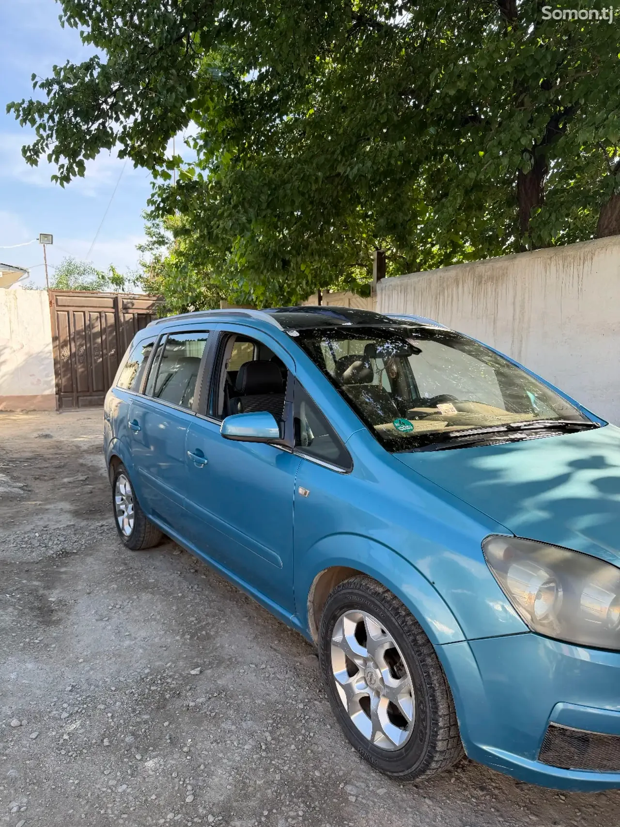 Opel Zafira 2006 · 1.8 MT