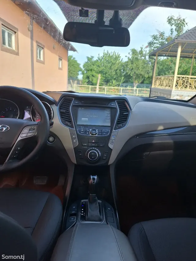 Hyundai Santa Fe 2014 · 2.0 AT