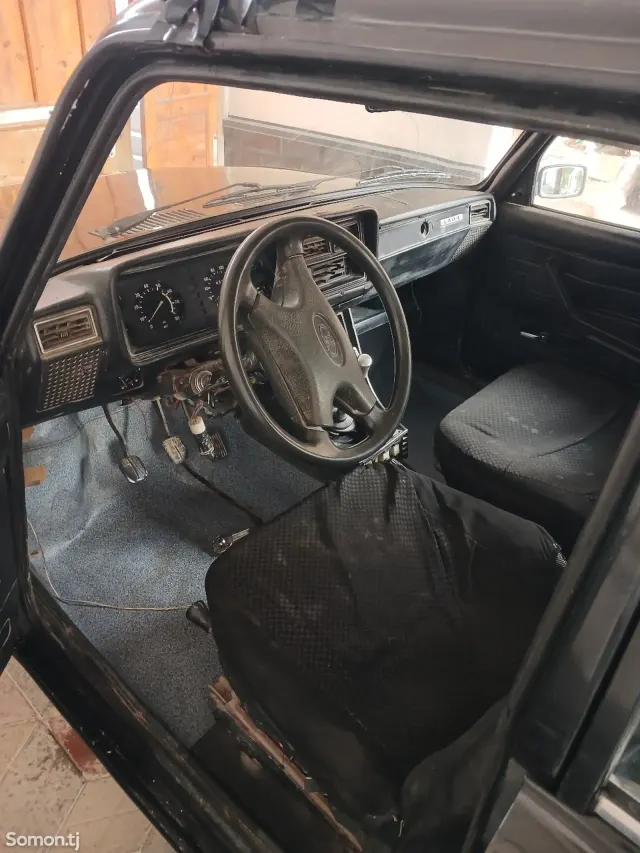 Lada (ВАЗ) 2107 1996 · 1.6 MT