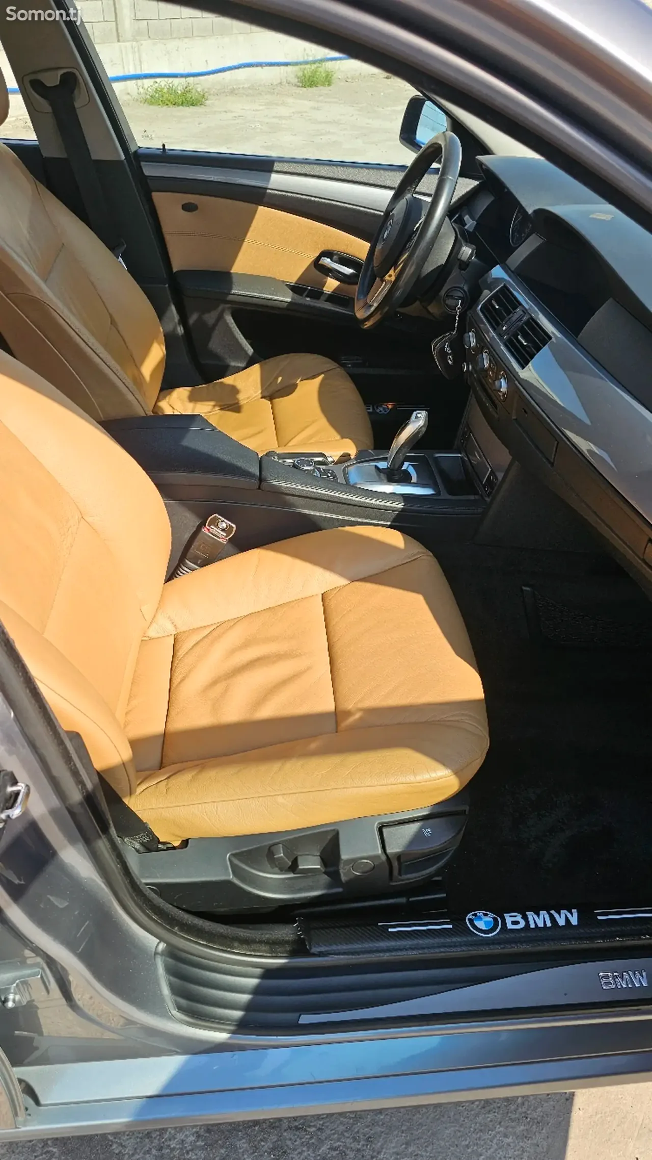 BMW 5 series 2009 · 2.0 AT
