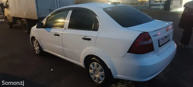 Chevrolet Aveo 2011 · 1.6 MT