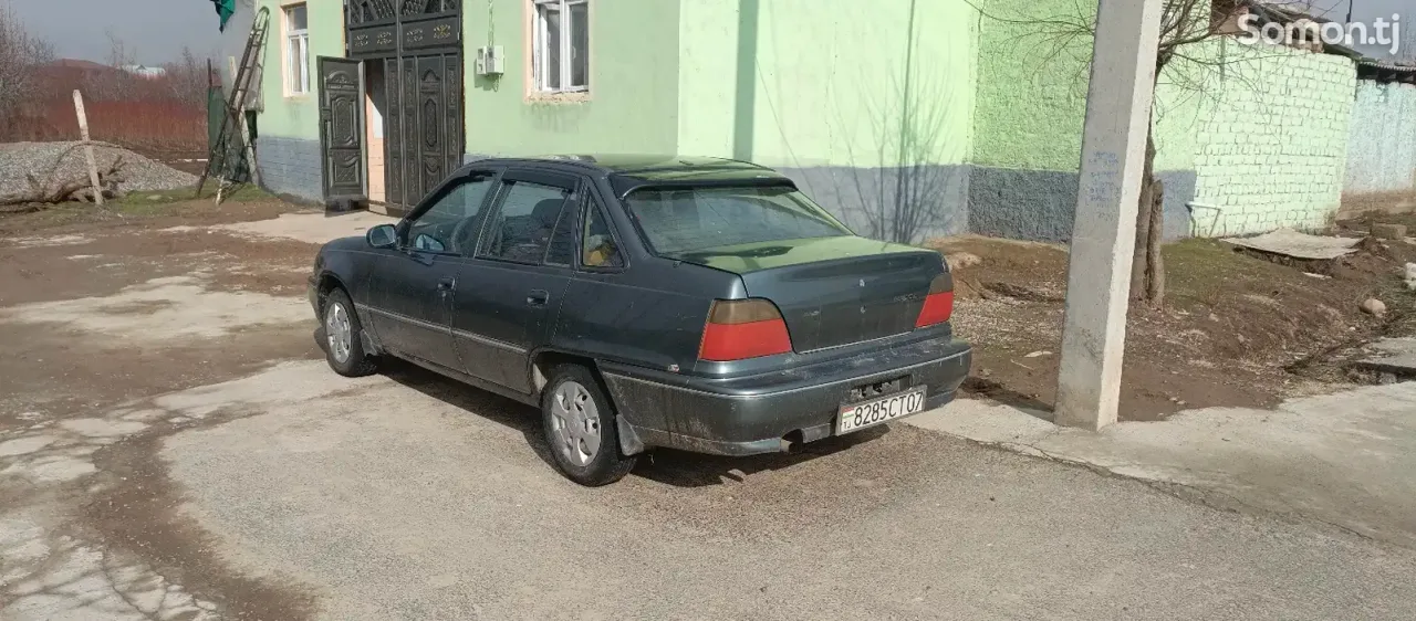 Daewoo Nexia 1996 · 1.5 MT