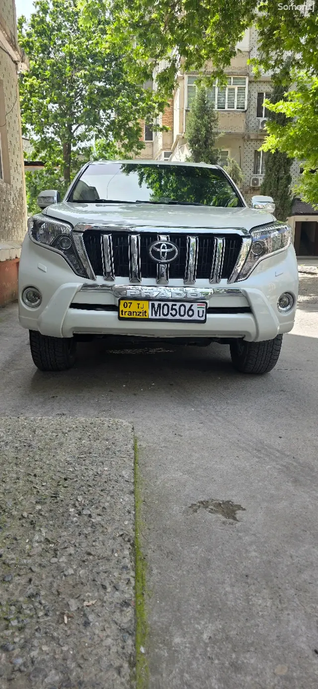 Toyota Land Cruiser Prado 2014 · 0.4 AT