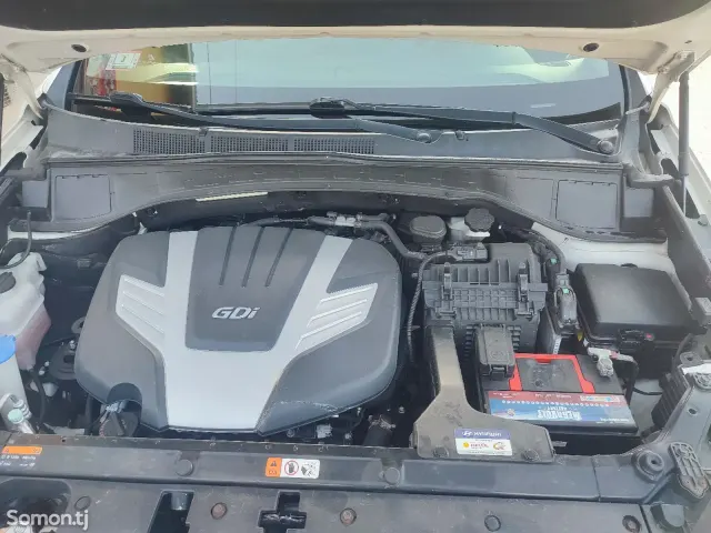 Hyundai Santa Fe 2015 · 3.3 AT