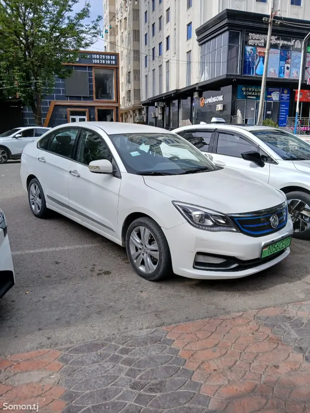 Dongfeng L7 2020 · AT