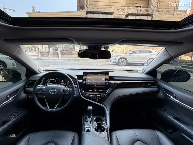 Toyota Camry 2024 · 2.5 AT