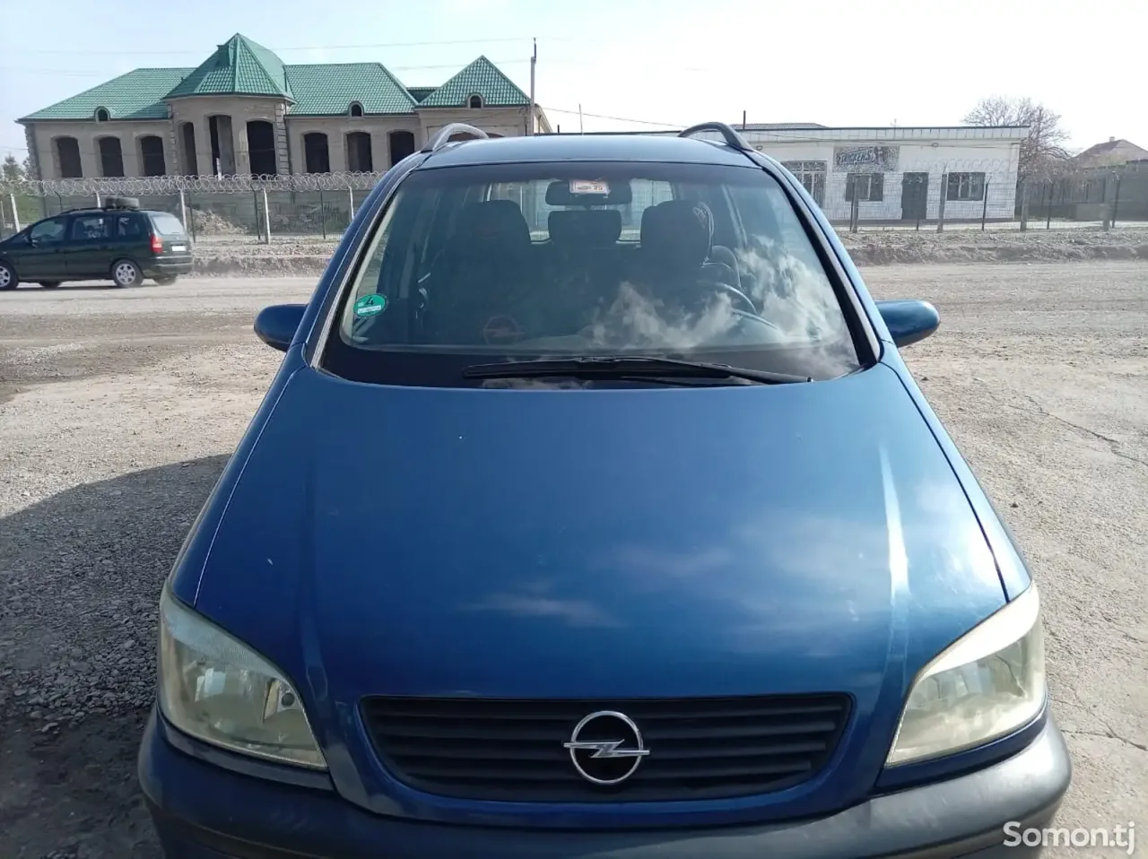 Opel Zafira 2003 · 1.6 MT