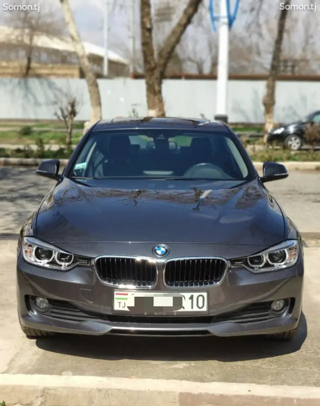 BMW 3 series 2014 · 2.0 AT