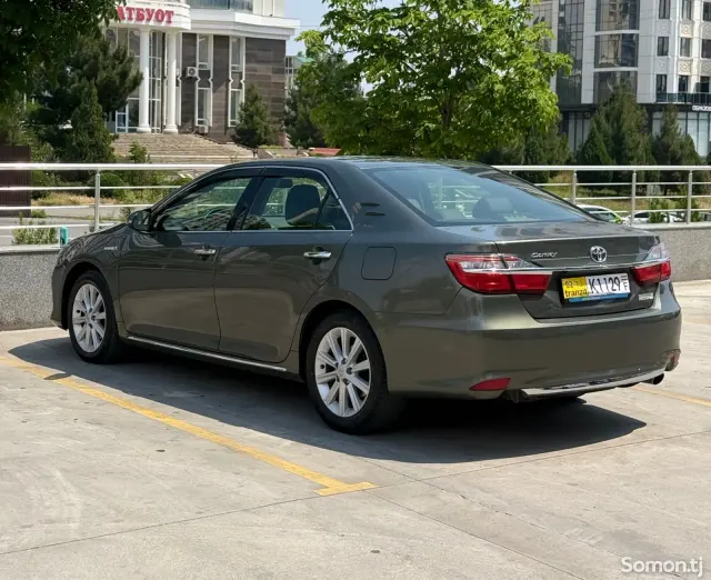 Toyota Camry 2014 · 2.5 AT
