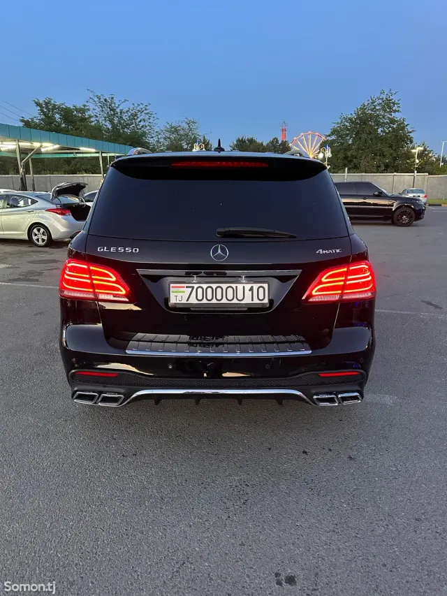 Mercedes-Benz GLE class 2017 · 3.5 AT